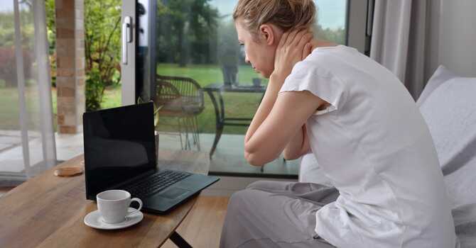 Pain In The Neck! image